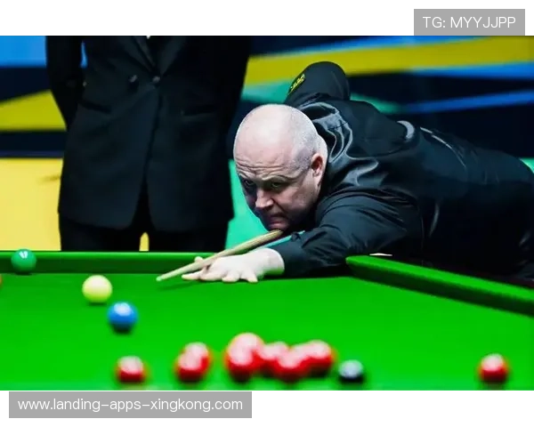 希金斯母球控制精准，围球堪称艺术