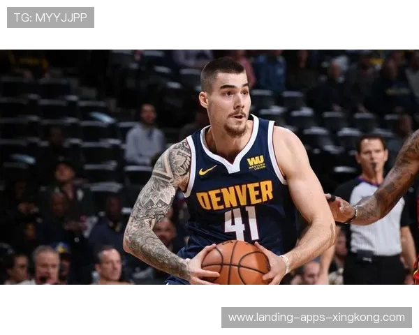 掘金球员轮换：如何在强队中保持战术延展性