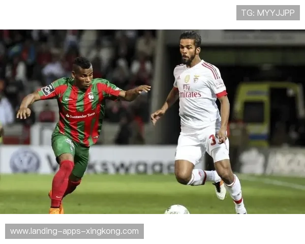 佛罗伦萨准备签下葡超灵巧型边路,迎来全新战术风暴